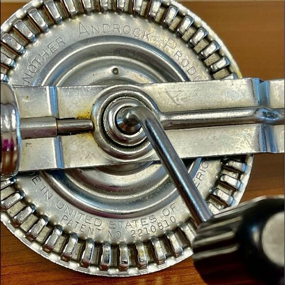 Vintage Another Androck Product Stainless Steel Bakelite Hand Mixer - Picture 7 of 14